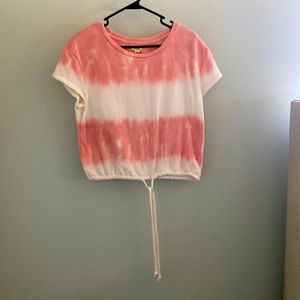 Cute summer tee with bottom drawstring. Never worn. Excellent condition